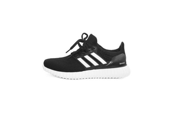 Мужские кроссовки Adidas Ultra Boost Yeezy 350 черные с белым