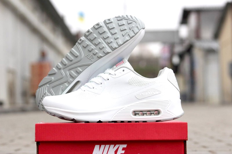 Nike 90 hyperfuse white best sale