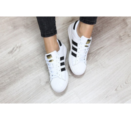Женские кроссовки Adidas Classics Superstar белые с черным
