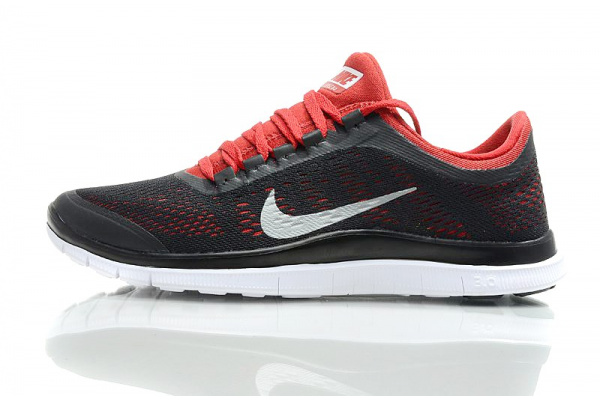Женские кроссовки Nike Free Run 3.0 черные с красным