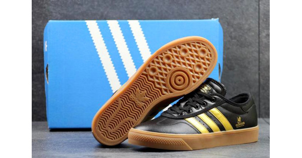 Adidas Adi Ease Universal ADV