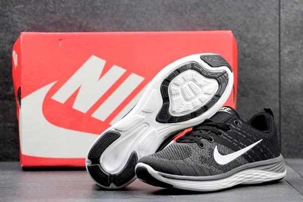 Мужские кроссовки Nike Lunar Flyknit One+ черные