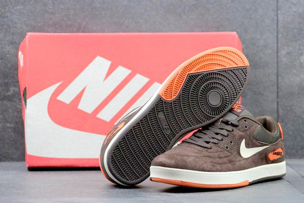 Мужские кроссовки Nike SB AirMax коричневые