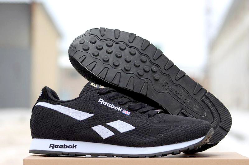 Мужские кроссовки Reebok Classic Runner Mesh черные с белым - с доставкой по выгодной цене - Aspolo.ua