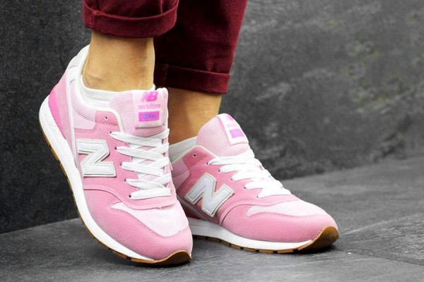 Женские кроссовки New Balance 996 розовые