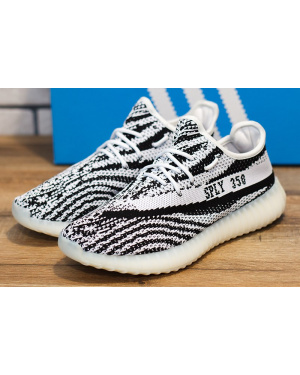 Жіночі кросівки Adidas Yeezy Boost 350 V2 білі з чорним