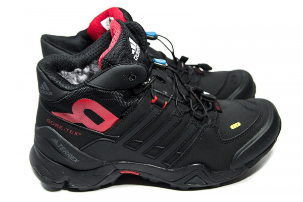 Мужские ботинки на меху Adidas Terrex Swift R Mid GTX черные с красным