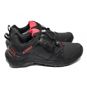 Мужские кроссовки на меху Adidas Terrex Swift R Pro черные с красным