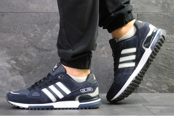 Мужские кроссовки Adidas ZX750 темно-синие с белым