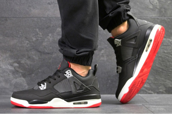 Мужские кроссовки Nike Air Jordan 4 Retro черные с белым и красным