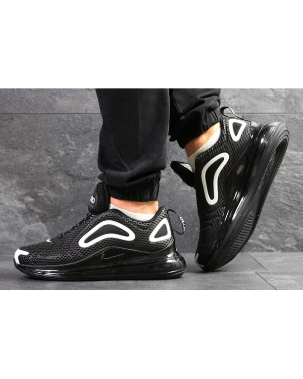 Мужские кроссовки Nike Air Max 720 черные с белым