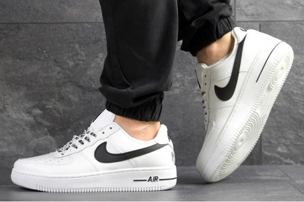Мужские кроссовки Nike Air Force 1 Low NBA белые с черным
