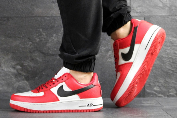 Мужские кроссовки Nike Air Force 1 Low NBA красные с белым