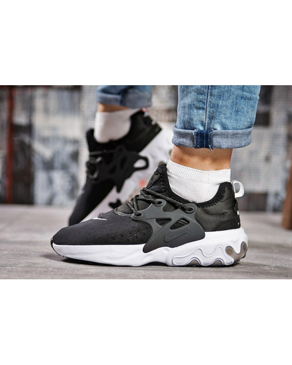 Женские кроссовки Nike Air Presto React черные с белым