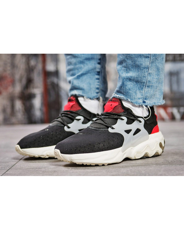 Женские кроссовки Nike Air Presto React серые