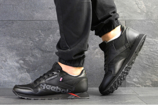 Мужские кроссовки Reebok Classic Leather MU черные
