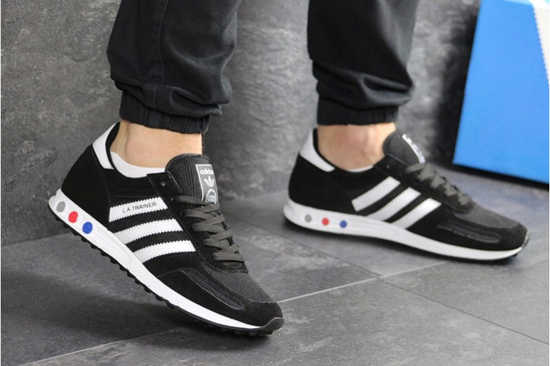 Scarpe uomo adidas LA Trainer Core Black/ Core Black/ Grey Five