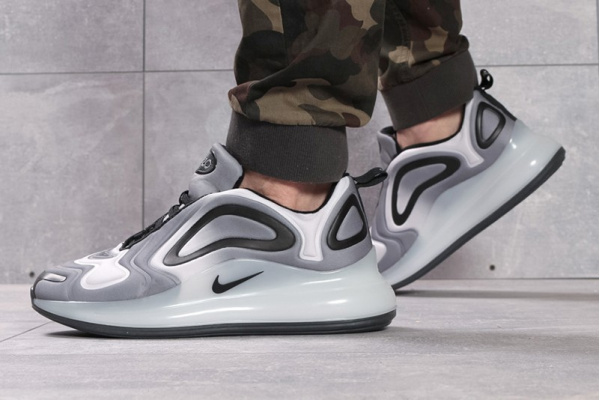 Мужские кроссовки Nike Air Max 720 серые