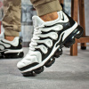 Купить Мужские кроссовки Nike Air Vapormax Plus белые с черынм