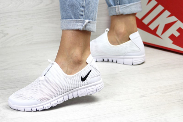 Женские кроссовки Nike Free Run 3.0 Slip On белые