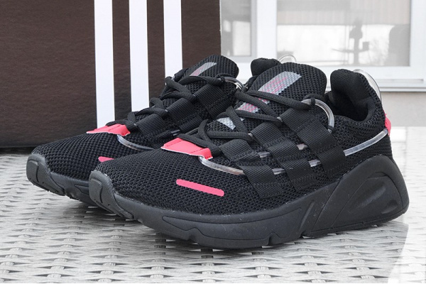 Мужские кроссовки Adidas LXCON черные с красным