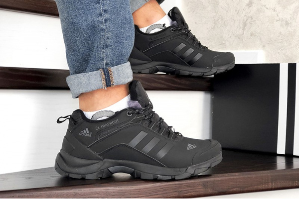 Мужские кроссовки на меху Adidas TERREX ClimaProof черные