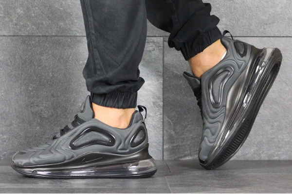 Мужские кроссовки Nike Air Max 720 темно-серые