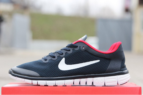 Мужские кроссовки Nike Free Run 3.0 V2 темно-синие с белым и красным
