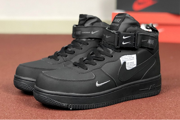 Мужские высокие кроссовки на меху Nike Air Force 1 '07 Mid Lv8 Utility black