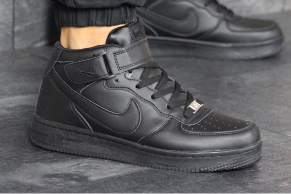 Мужские высокие кроссовки Nike Air Force 1 Mid черные