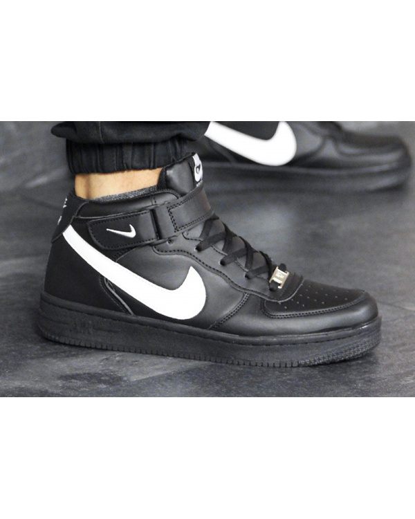 Мужские высокие кроссовки Nike Air Force 1 Mid черные с белым