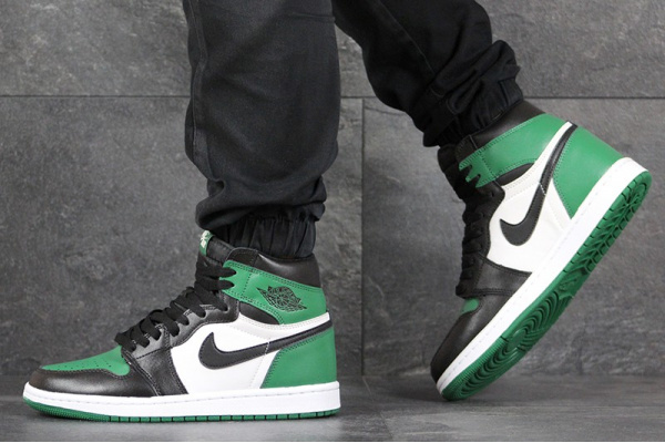 Мужские высокие кроссовки Nike Air Jordan 1 Retro High OG зеленые с черным и белым