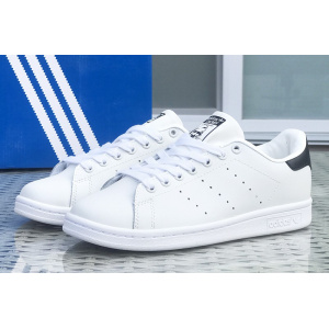 Женские кроссовки Adidas Stan Smith белые с черным