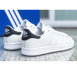 Женские кроссовки Adidas Stan Smith белые с черным