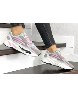 Жіночі кросівки Adidas Yeezy Boost 700 V2 Static сірі з рожевим