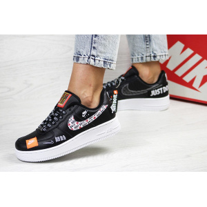 Жіночі кросівки Nike Air Force 1 Just Do It чорні з білим