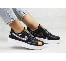 Женские кроссовки Nike Air Force 1 Just Do It черные с белым