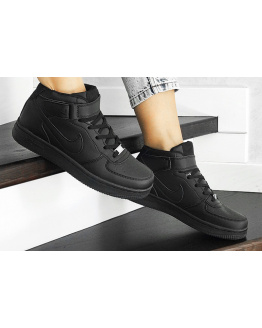 Жіночі високі кросівки Nike Air Force 1 Mid чорні