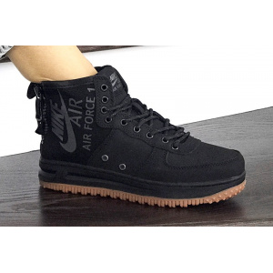 Жіночі високі кросівки Nike SF Air Force 1 Mid чорні