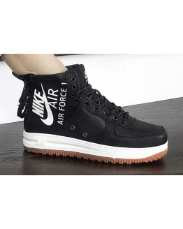 Жіночі високі кросівки Nike SF Air Force 1 Mid чорні з білим