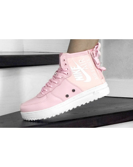 Жіночі високі кросівки Nike SF Air Force 1 Mid рожеві