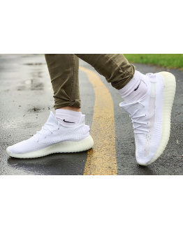 Чоловічі кросівки Adidas Yeezy Boost 350 V2 білі
