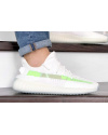 Чоловічі кросівки Adidas Yeezy Boost 350 V2 білі з салатовим