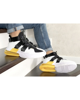 Чоловічі кросівки Nike Air Edge 270 білі з чорним и желтым