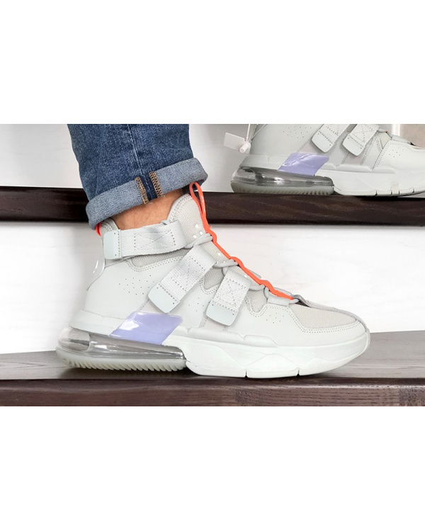 Мужские кроссовки Nike Air Edge 270 серые