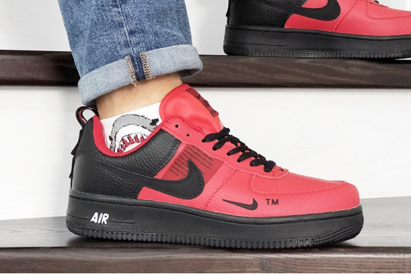 Мужские кроссовки Nike Air Force 1 '07 Lv8 Utility красные с черным