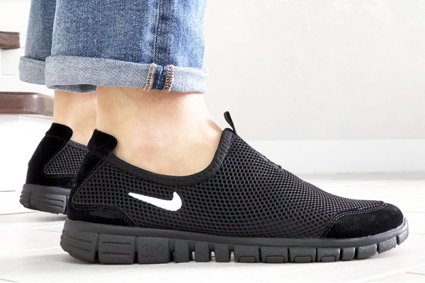 Мужские кроссовки Nike Air Free Run 3.0 Slip-On черные с белым