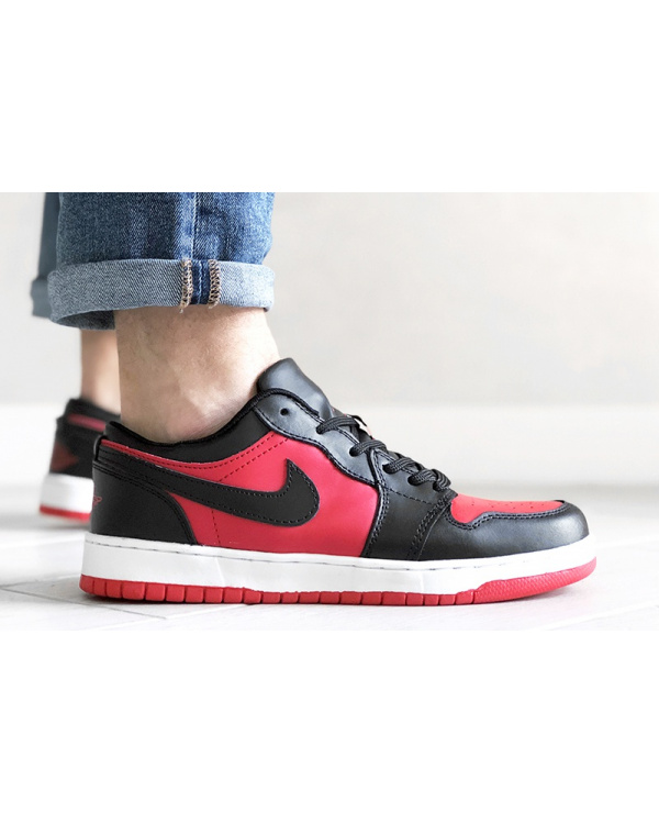 Чоловічі кросівки Nike Air Jordan 1 Low червоні с черынм