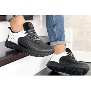 Мужские кроссовки Nike Air Jordan черные с белым