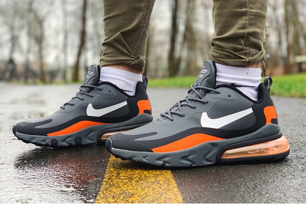 Мужские кроссовки Nike Air Max 270 React серые